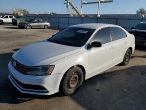 Volkswagen Jetta BASE 2 L 4 2015