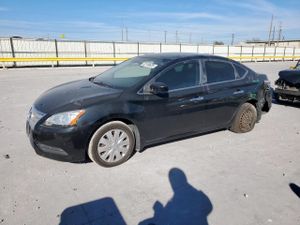 Nissan Sentra S 1.8L 4 2015
