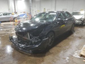 Toyota Camry LE 2.5L 4 2015