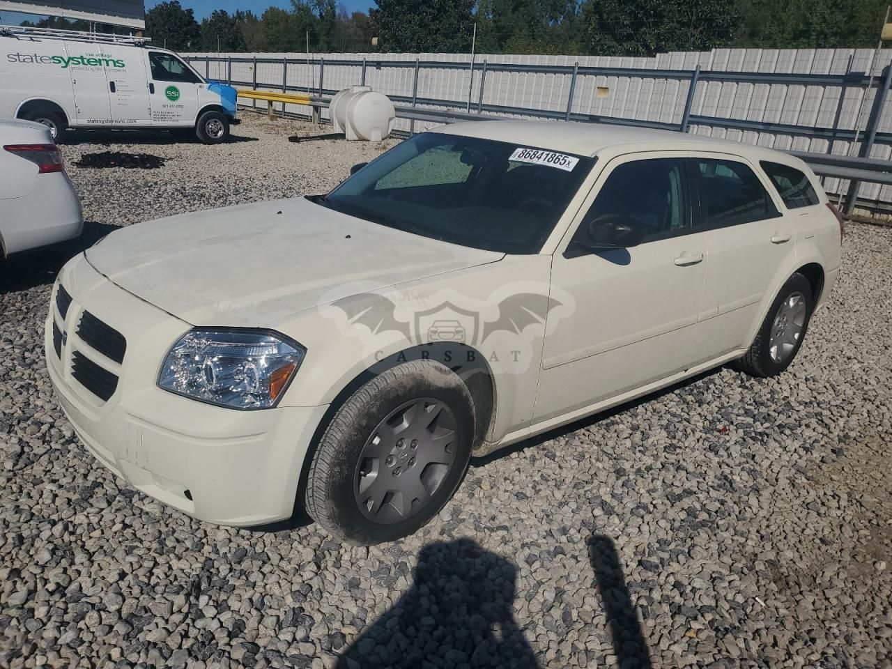 Dodge Magnum SE 2.7L 6 2005