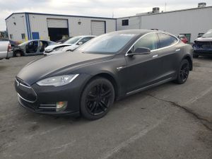 Tesla Model S 2013