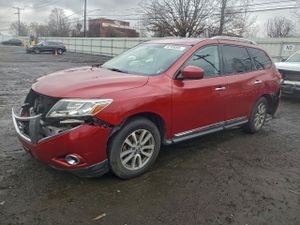 Nissan Pathfinder S 3.5L 6 2014