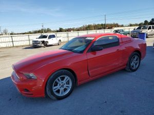 Ford Mustang 3.7L 6 2013