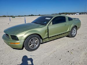 Ford Mustang 4.0L 6 2005