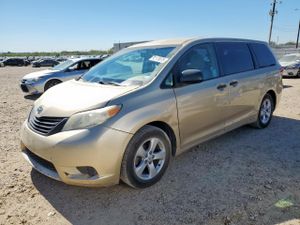 Toyota Sienna 3.5L 6 2011