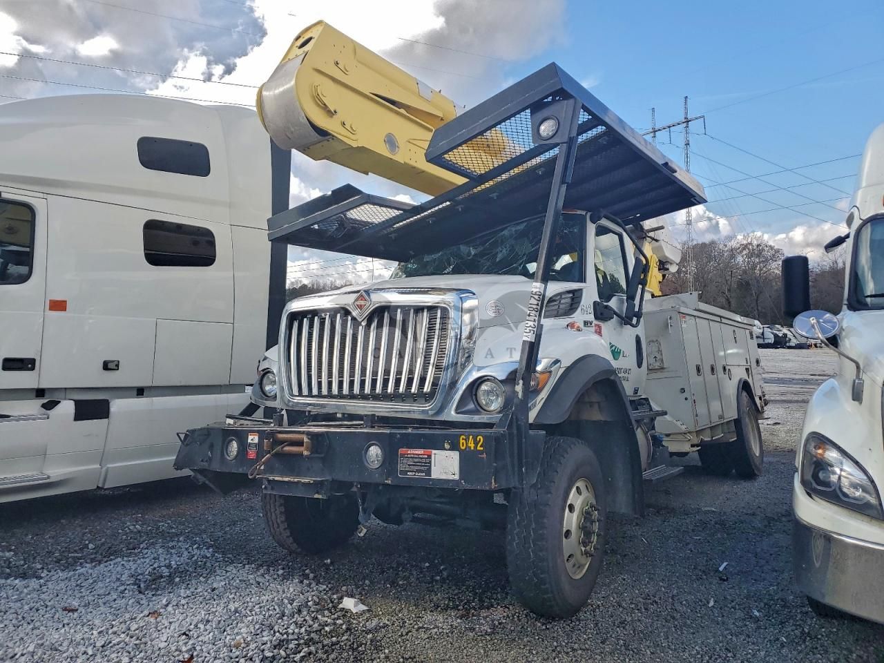 International MV Series 8.9L 6 2021