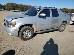 Chevrolet Avalanche LS 5.3L 8 2012