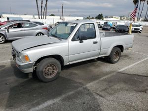 Toyota Hilux 1/2 TON SHORT WHEELBASE DLX 2.4L 4 1989