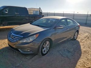 Hyundai Sonata SE 2.4L 4 2012