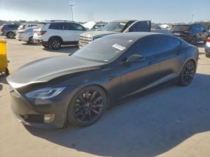 Tesla Model S 2020