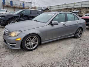 Mercedes-Benz C 300 4MATIC 3.0L 6 2012