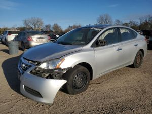 Nissan Sentra S 1.8L 4 2015