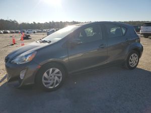 Toyota Prius 1.5L 4 2015