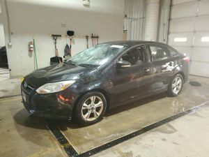 Ford Focus SE 2.0L 4 2013