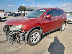 Nissan Rogue S 2.5L 4 2014