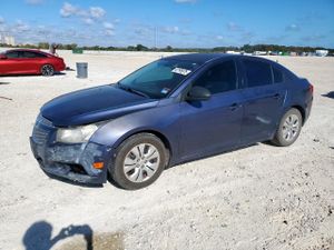 Chevrolet Cruze LS 1.8L 4 2014