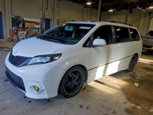 Toyota Sienna SPORT 3.5L 6 2011