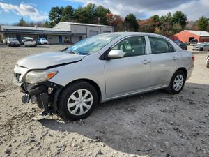 Toyota Corolla BASE 1.8L 4 2010