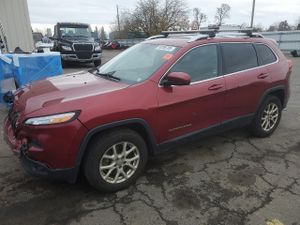 Jeep Cherokee LATITUDE 2.4L 4 2015