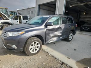Toyota Highlander BASE 3.5L 6 2013