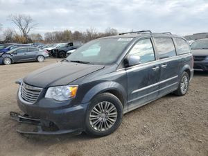 Chrysler Town & Country TOURING L 3.6L 6 2013