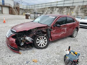 Chrysler 200 TOURING 2.4L 4 2013