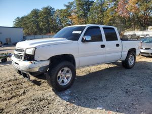 Chevrolet Silverado 1500 C1500 5.3L 8 2006