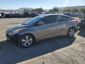 Hyundai Elantra GLS 1.8L 4 2013