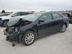 Toyota Camry SE 3.5L 6 2012