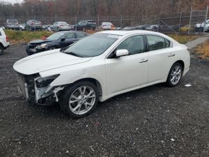 Nissan Maxima S 3.5L 6 2014