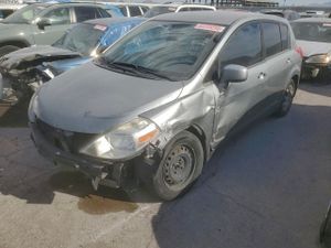 Nissan Versa S 1.8L 4 2011