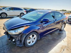 Hyundai Elantra GLS 1.8L 4 2013