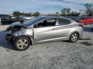 Hyundai Elantra SE 1.8L 4 2015