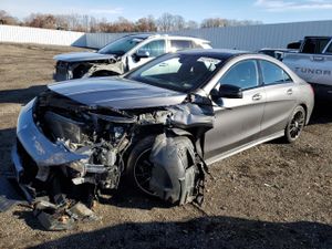 Mercedes-Benz CLA 250 4MATIC 2.0L 4 2014