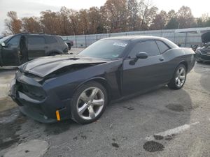 Dodge Challenger R/T 5.7L 8 2012