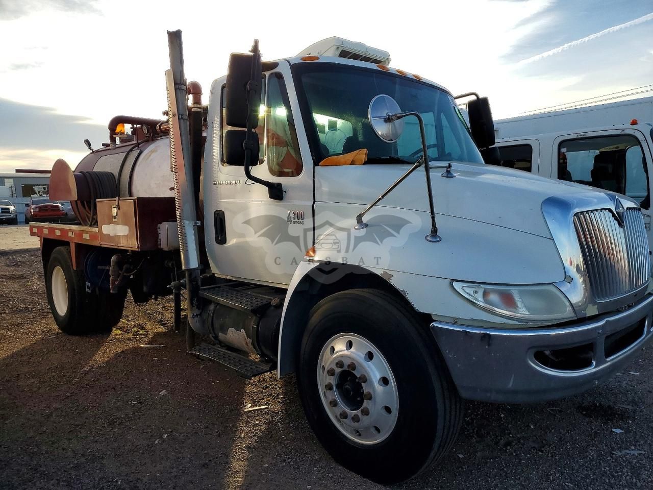 International DuraStar / 4000 4300 7.6L 6 2006