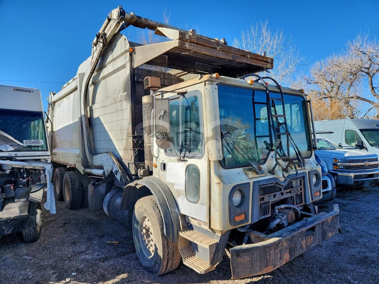 Mack 600 MRU600 10.8L 6 2009