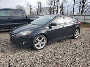 Ford Focus TITANIUM 2.0L 4 2012
