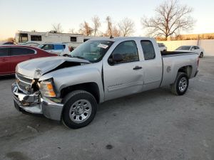 Chevrolet Silverado 1500 C1500 LS 4.8L 8 2013