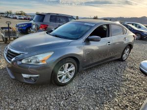 Nissan Altima 2.5 2.5L 4 2015