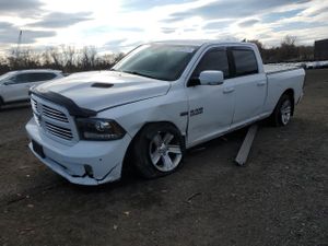 RAM 1500 SPORT 5.7L 8 2015