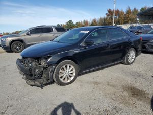 Toyota Camry HYBRID 2.5L 4 2012