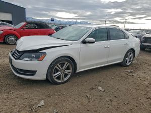 Volkswagen Passat SE 1.8L 4 2014