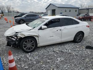 Toyota Camry LE 2.5L 4 2015