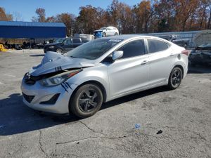 Hyundai Elantra SE 1.8L 4 2015