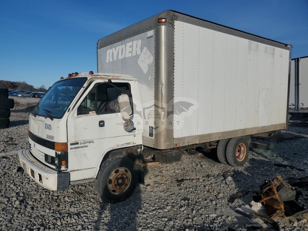 Isuzu NPR 3.9L 4 1994