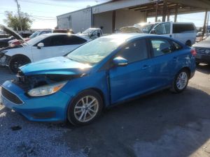 Ford Focus SE 2.0L 4 2015