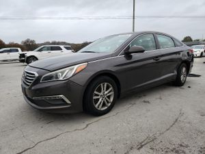 Hyundai Sonata SE 2.4L 4 2015