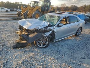 Volkswagen Passat SE 1.8L 4 2014