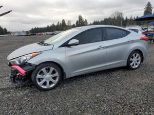 Hyundai Elantra GLS 1.8L 4 2013
